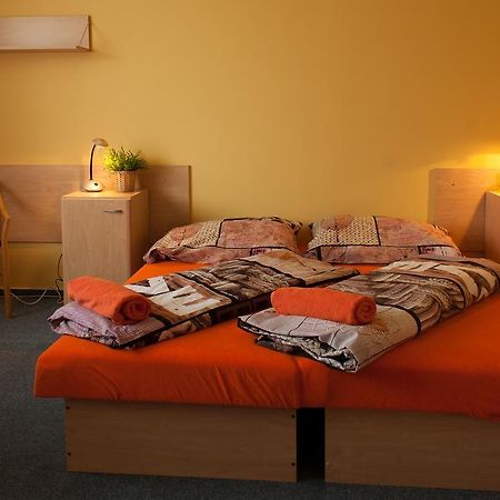 Apartmany Reko Кадань Экстерьер фото